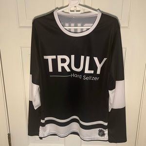 Truly Hockey Jersey Mens Small